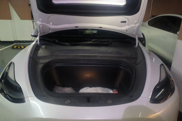 Used Tesla Model Y 2022 Rear-Wheel-Drive Version Engine Bay