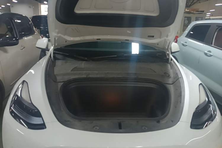 Used Tesla Model Y 2022 Revised Version Long-Range All-Wheel Drive Engine Bay