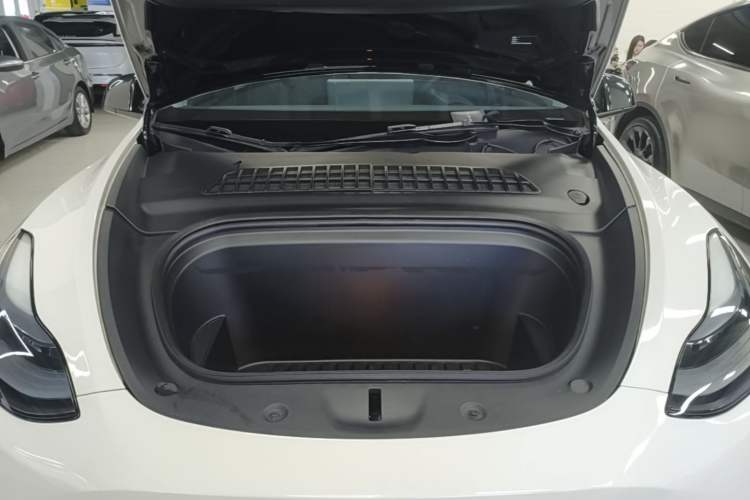 Used Tesla Model Y 2022 Revised Version Rear-Wheel Drive Engine Bay