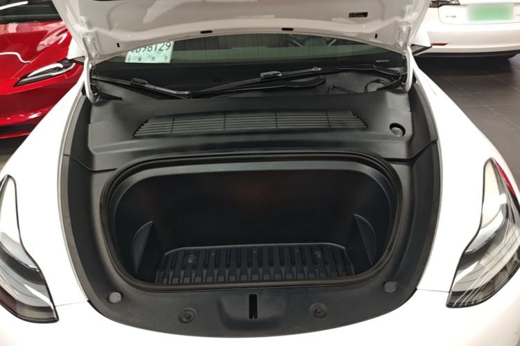 Used Tesla Model Y 2022 Performance High-Performance All-Wheel-Drive Version Engine Bay