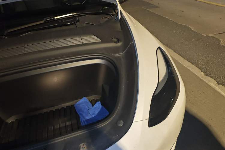 Used Tesla Model Y 2022 Revised Version Rear-Wheel Drive Engine Bay Left