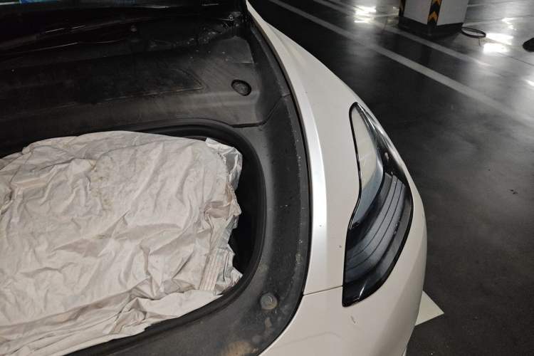 Used Tesla Model Y 2022 Long-Range All-Wheel-Drive Version Engine Bay Left