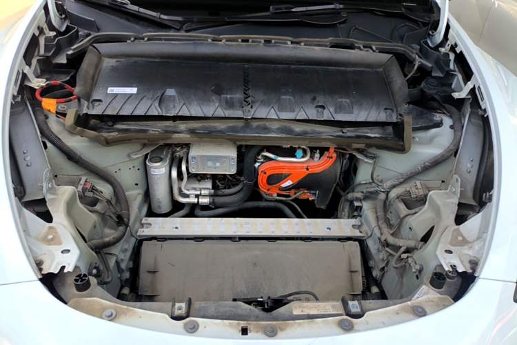 Used Tesla Model Y 2022 Rear-Wheel-Drive Version Engine Bay