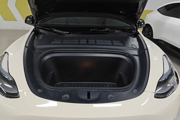 Used Tesla Model Y 2022 Revised Version Rear-Wheel Drive Engine Bay