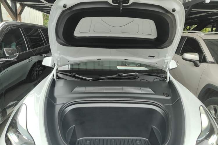 Used Tesla Model Y 2022 Revised Version Rear-Wheel Drive Engine Bay