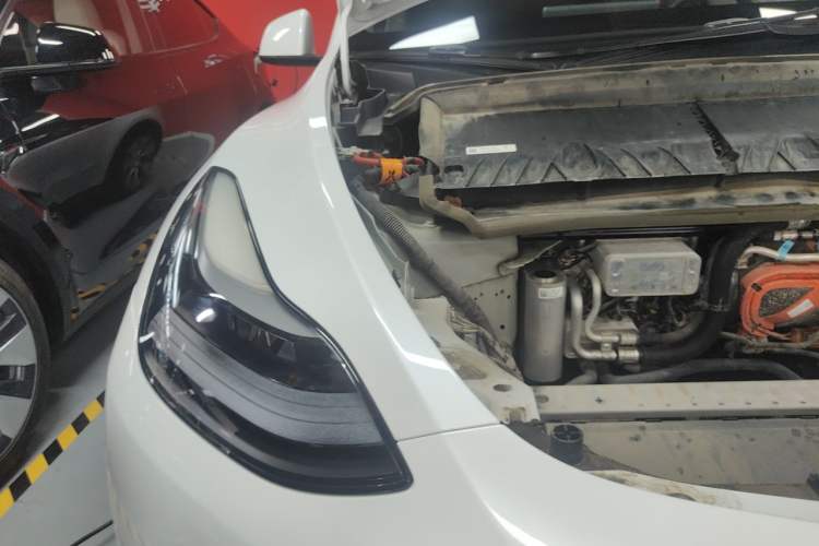 Used Tesla Model Y 2022 Revised Version Rear-Wheel Drive Engine Bay Right