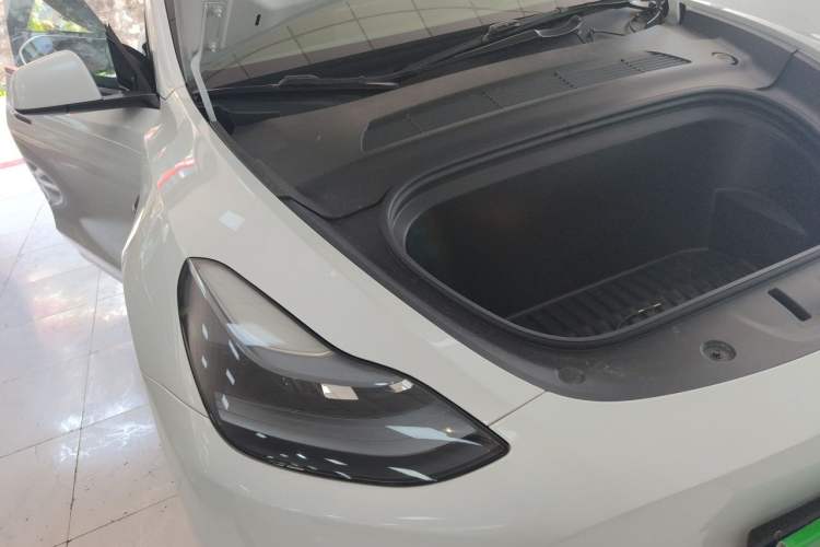Used Tesla Model Y 2022 Revised Version Rear-Wheel Drive Engine Bay Right