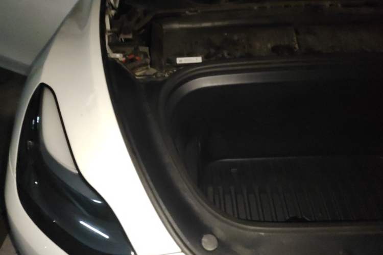 Used Tesla Model Y 2022 Revised Version Long-Range All-Wheel Drive Engine Bay Right