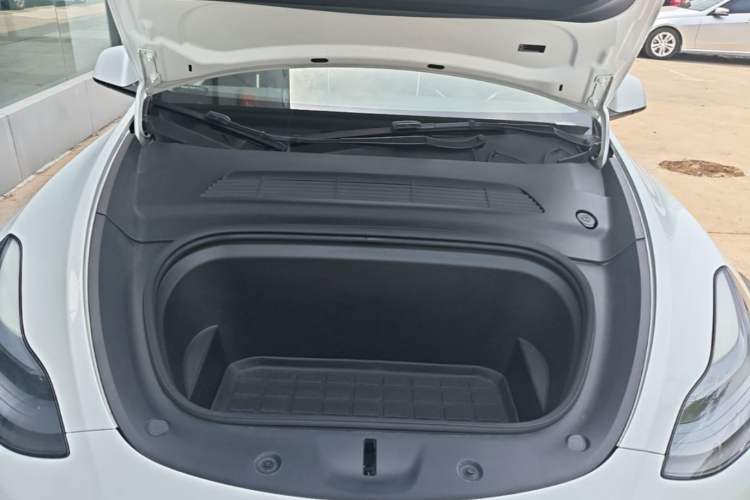 Used Tesla Model Y 2022 Revised Version Rear-Wheel Drive Engine Bay