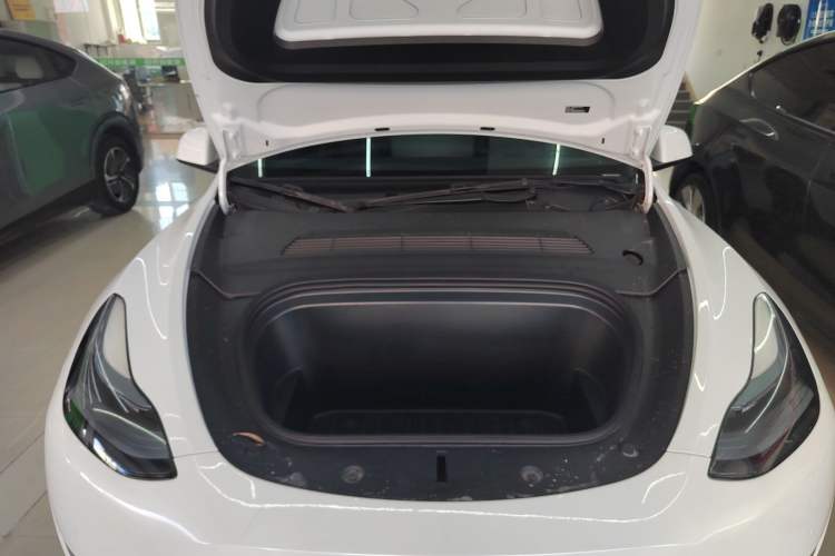 Used Tesla Model Y 2022 Revised Version Long-Range All-Wheel Drive Engine Bay