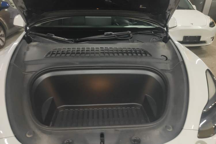 Used Tesla Model Y 2022 Revised Version Rear-Wheel Drive Engine Bay