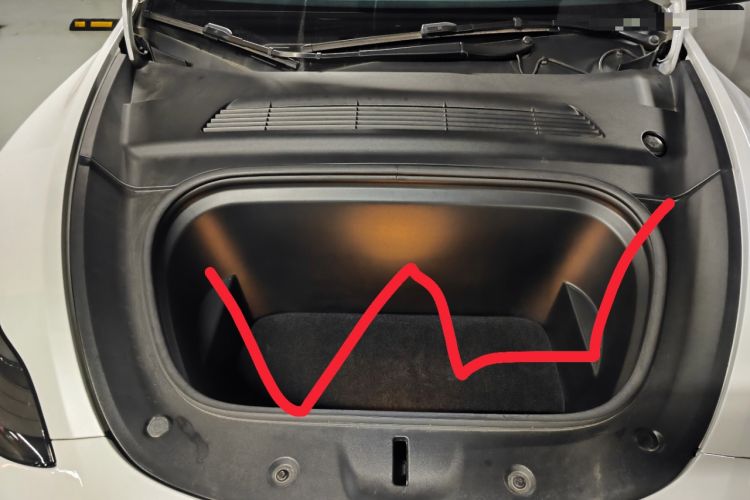 Used Tesla Model Y 2022 Rear-Wheel-Drive Version Engine Bay