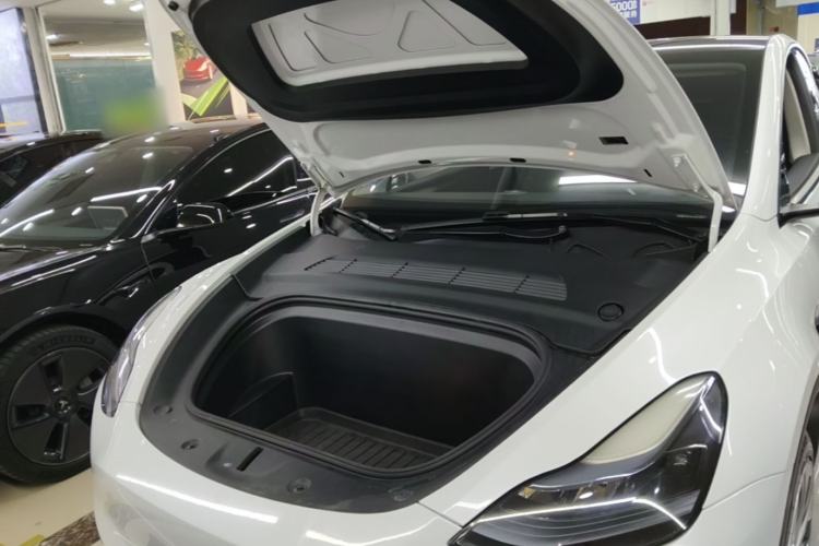 Used Tesla Model Y 2022 Rear-Wheel-Drive Version Engine Bay