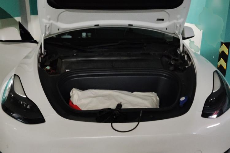 Used Tesla Model Y 2022 Revised Version Long-Range All-Wheel Drive Engine Bay