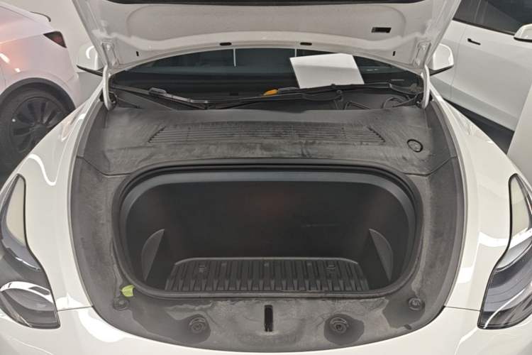 Used Tesla Model Y 2022 Revised Version Rear-Wheel Drive Engine Bay