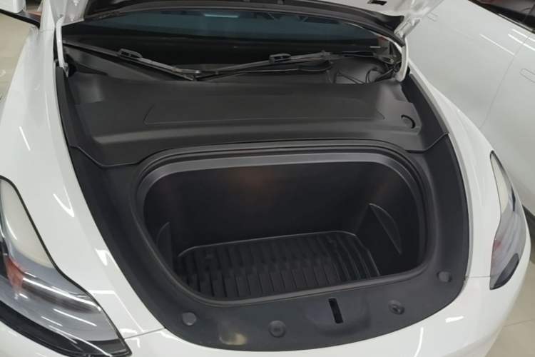 Used Tesla Model Y 2022 Revised Version Rear-Wheel Drive Engine Bay