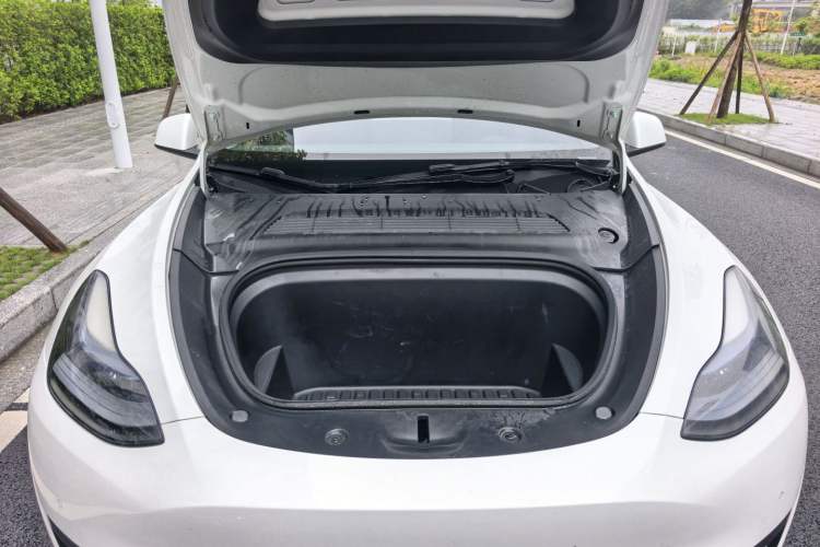 Used Tesla Model Y 2022 Revised Version Rear-Wheel Drive Engine Bay