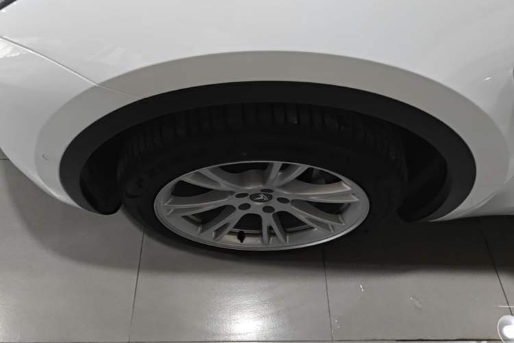 Used Tesla Model Y 2022 Revised Version Rear-Wheel Drive Exterior 1