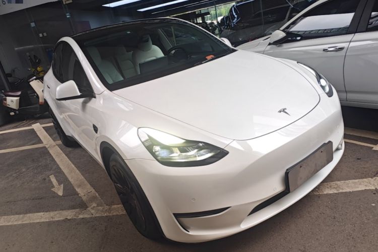 Used Tesla Model Y 2022 Long-Range All-Wheel-Drive Version Exterior 1