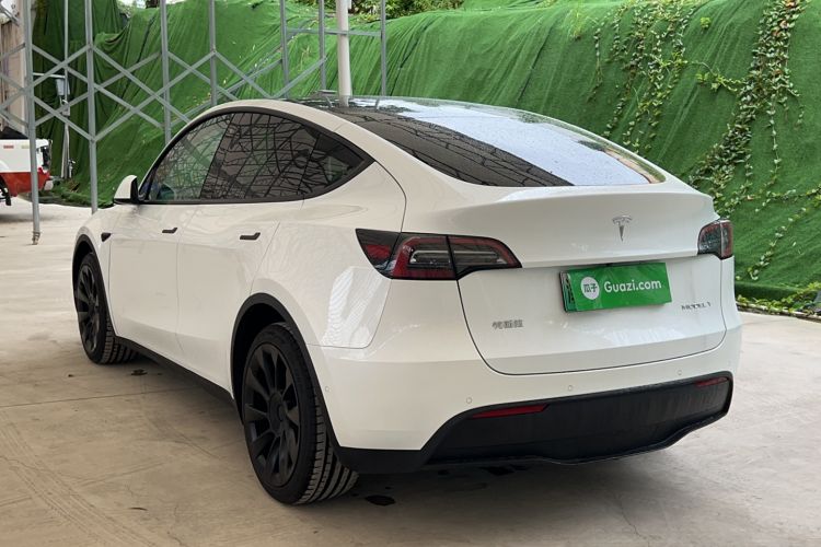 Used Tesla Model Y 2022 Long-Range All-Wheel-Drive Version Exterior 1