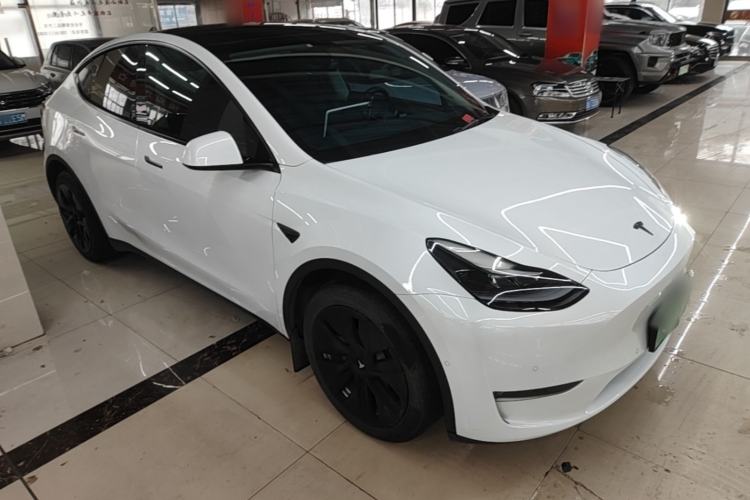 Used Tesla Model Y 2022 Long-Range All-Wheel-Drive Version Exterior 1