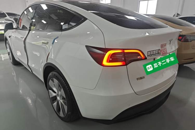 Used Tesla Model Y 2022 Revised Version Rear-Wheel Drive Exterior 2