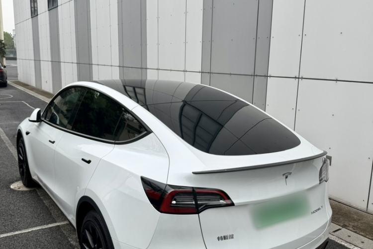 Used Tesla Model Y 2022 Rear-Wheel-Drive Version Exterior 2
