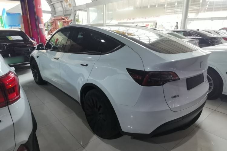 Used Tesla Model Y 2022 Rear-Wheel-Drive Version Exterior 2