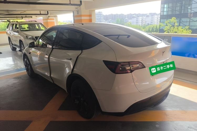 Used Tesla Model Y 2022 Rear-Wheel-Drive Version Exterior 2
