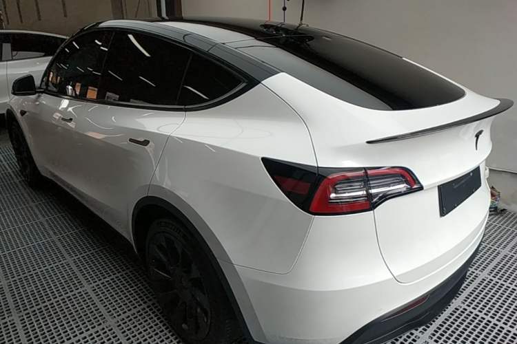 Used Tesla Model Y 2022 Revised Version Rear-Wheel Drive Exterior 2