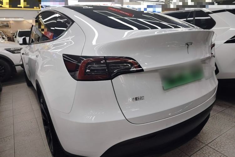 Used Tesla Model Y 2022 Revised Version Long-Range All-Wheel Drive Exterior 2