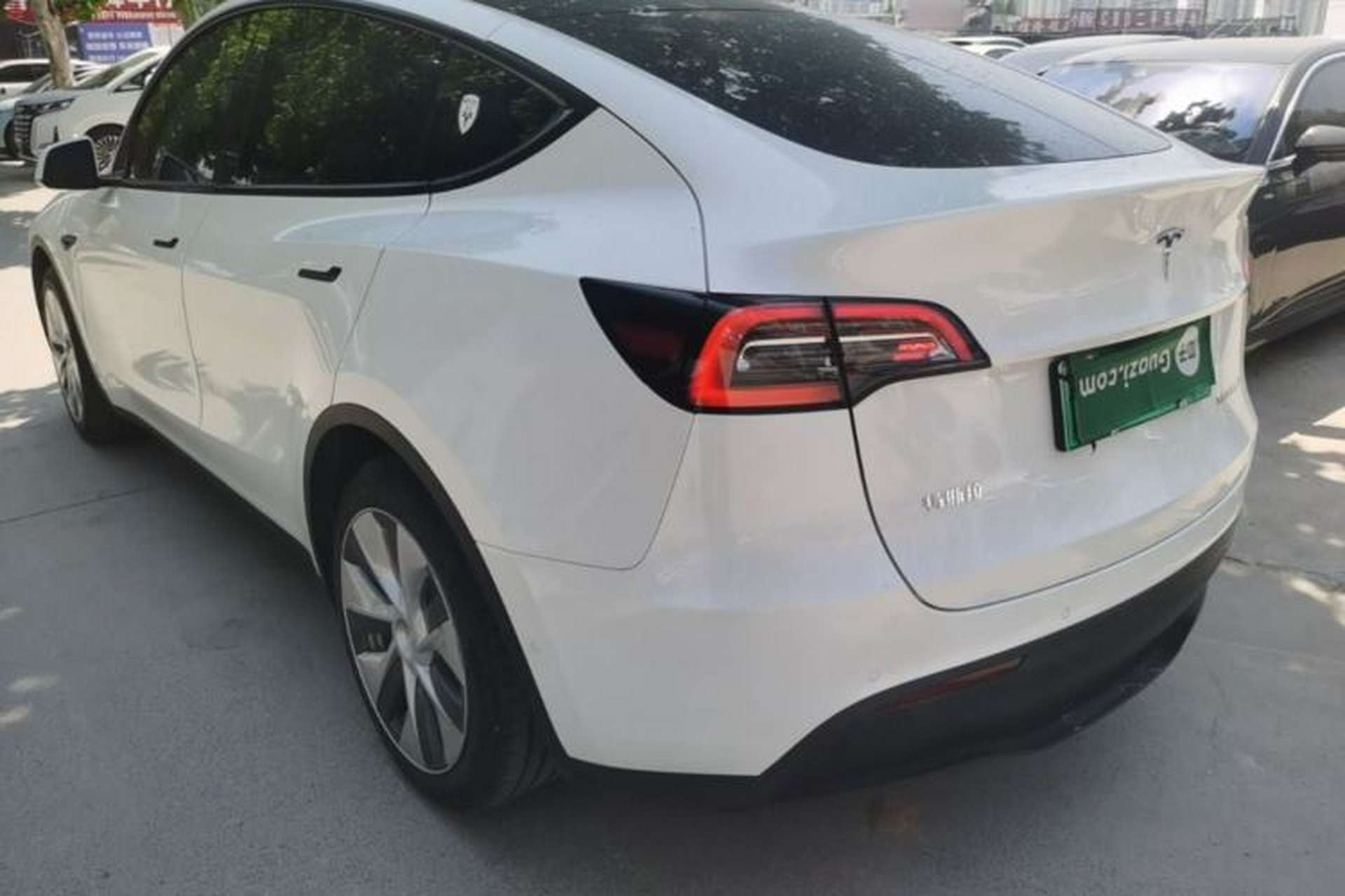 Used Tesla Model Y 2022 Rear-Wheel-Drive Version Exterior 2