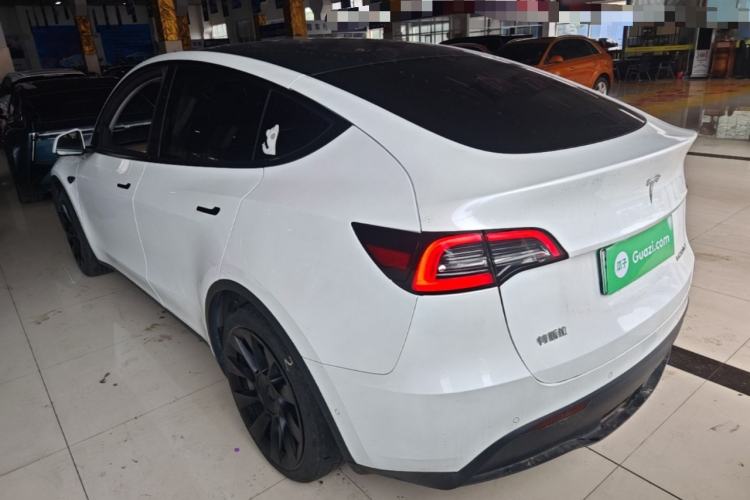 Used Tesla Model Y 2022 Rear-Wheel-Drive Version Exterior 2
