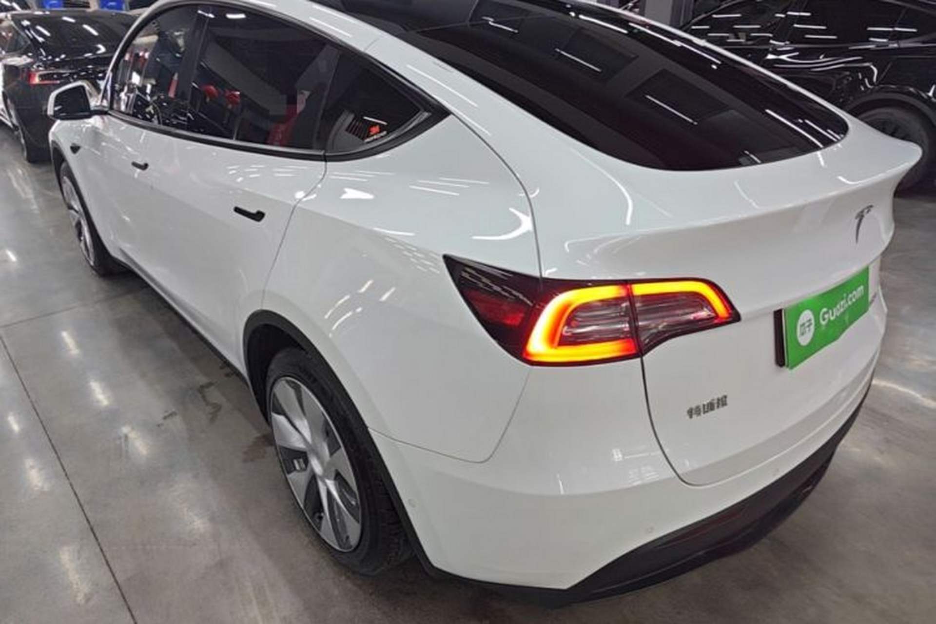 Used Tesla Model Y 2022 Revised Version Rear-Wheel Drive Exterior 2