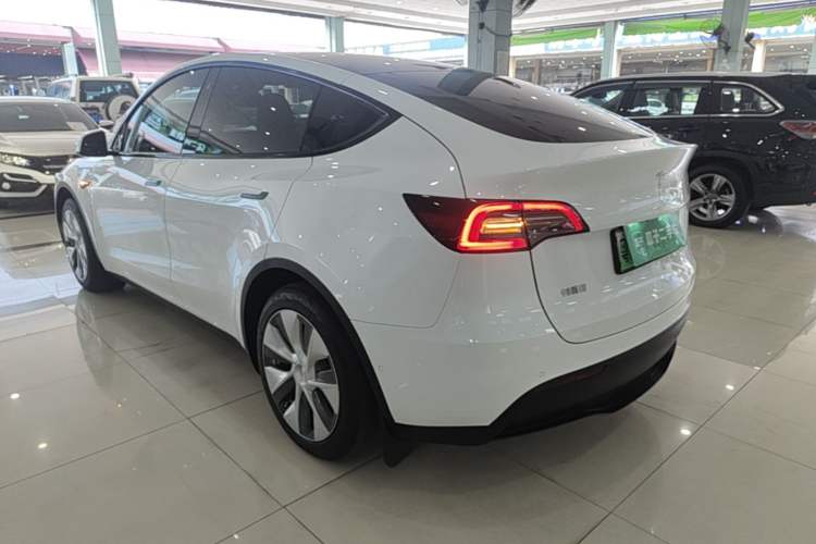 Used Tesla Model Y 2022 Revised Version Rear-Wheel Drive Exterior 2