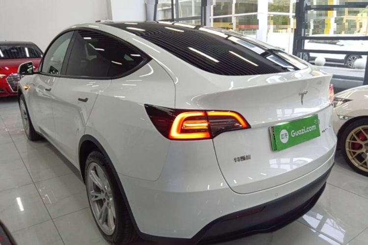 Used Tesla Model Y 2022 Rear-Wheel-Drive Version Exterior 2