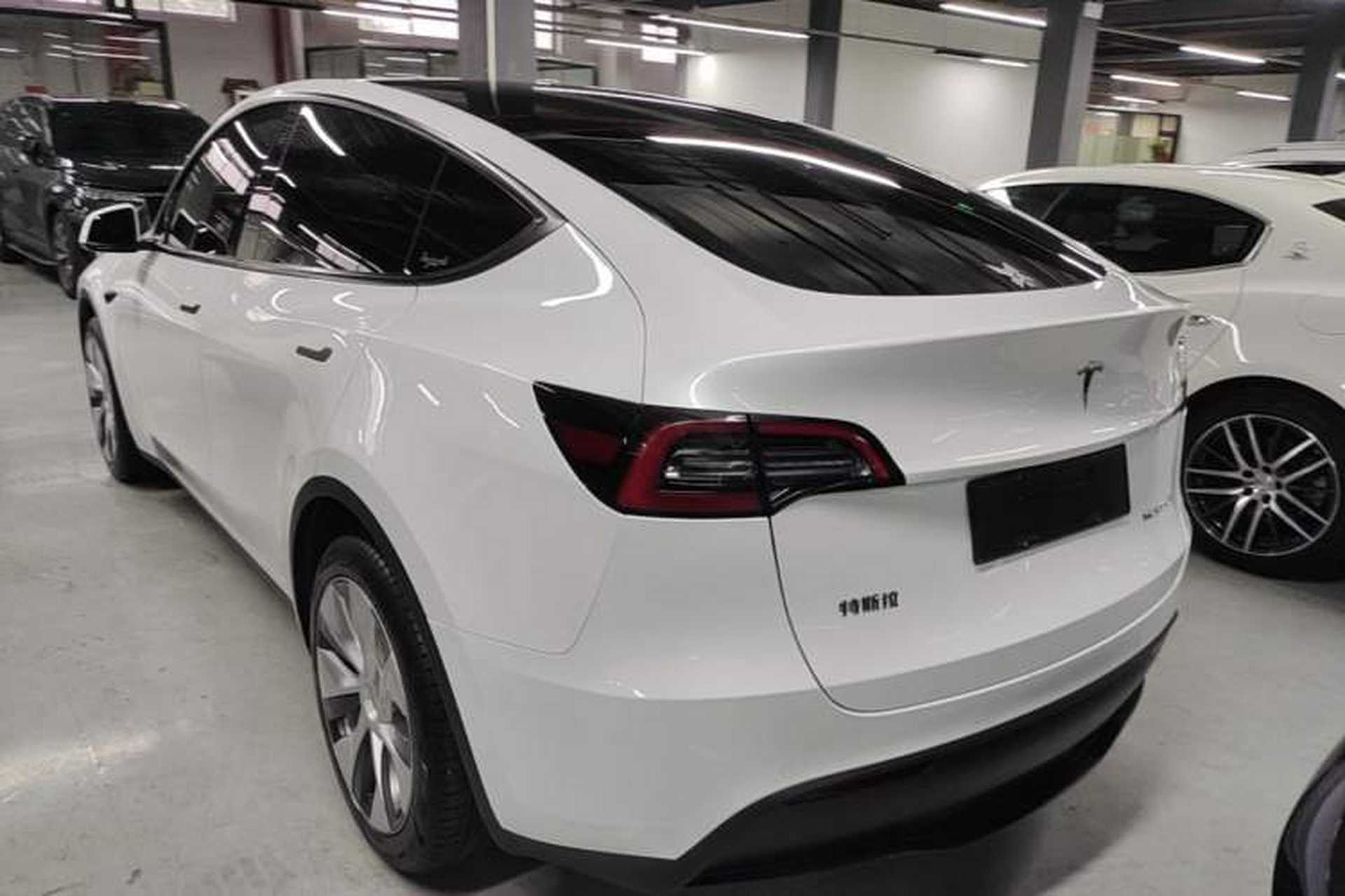 Used Tesla Model Y 2022 Rear-Wheel-Drive Version Exterior 2