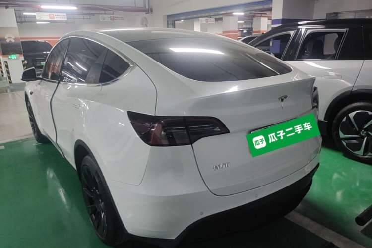 Used Tesla Model Y 2022 Revised Version Long-Range All-Wheel Drive Exterior 2