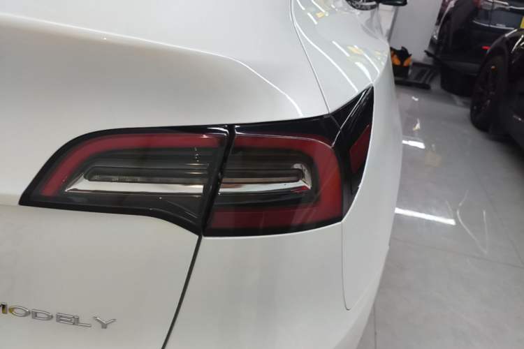 Used Tesla Model Y 2022 Revised Version Rear-Wheel Drive Exterior 3