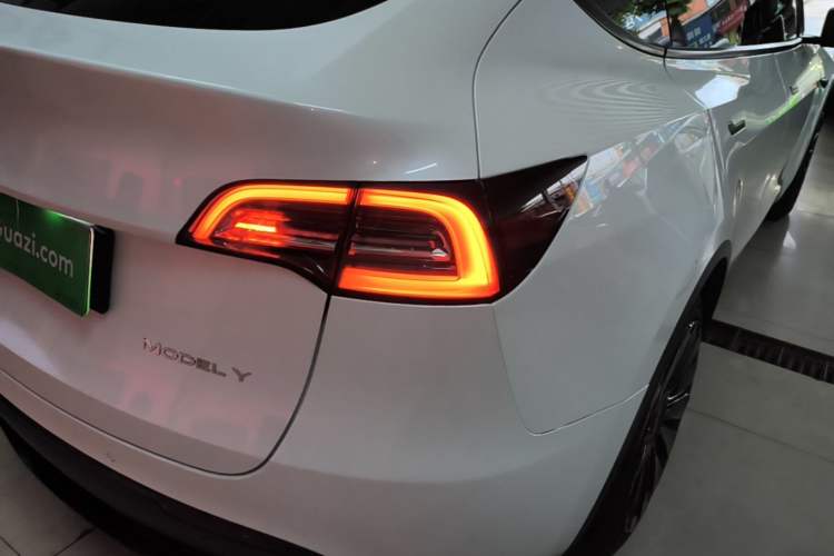 Used Tesla Model Y 2022 Revised Version Rear-Wheel Drive Exterior 3