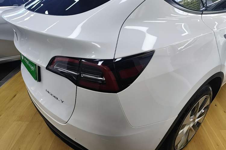 Used Tesla Model Y 2022 Revised Version Rear-Wheel Drive Exterior 3
