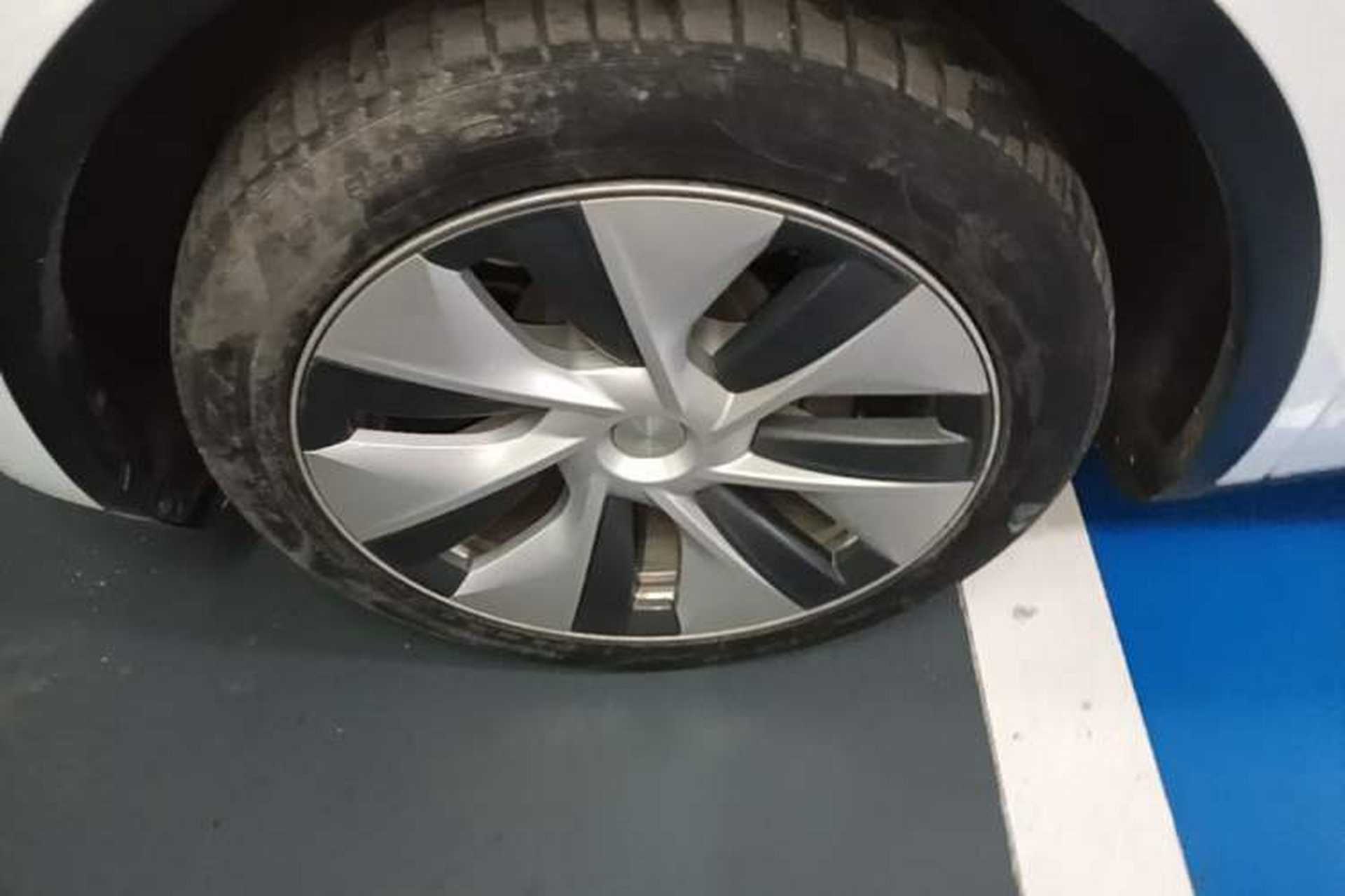 Used Tesla Model Y 2022 Rear-Wheel-Drive Version Exterior 4