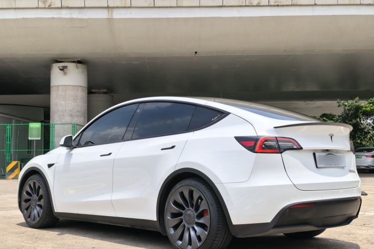 Used Tesla Model Y 2022 Performance High-Performance All-Wheel-Drive Version Exterior 4