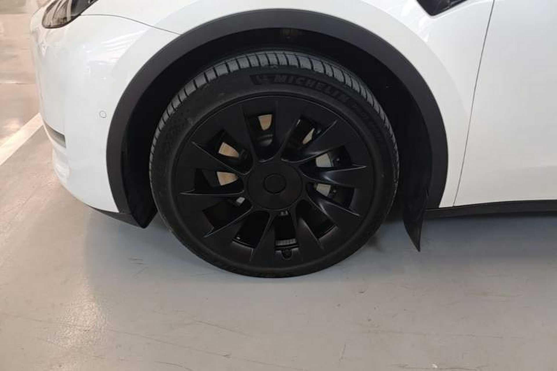 Used Tesla Model Y 2022 Revised Version Long-Range All-Wheel Drive Exterior 4