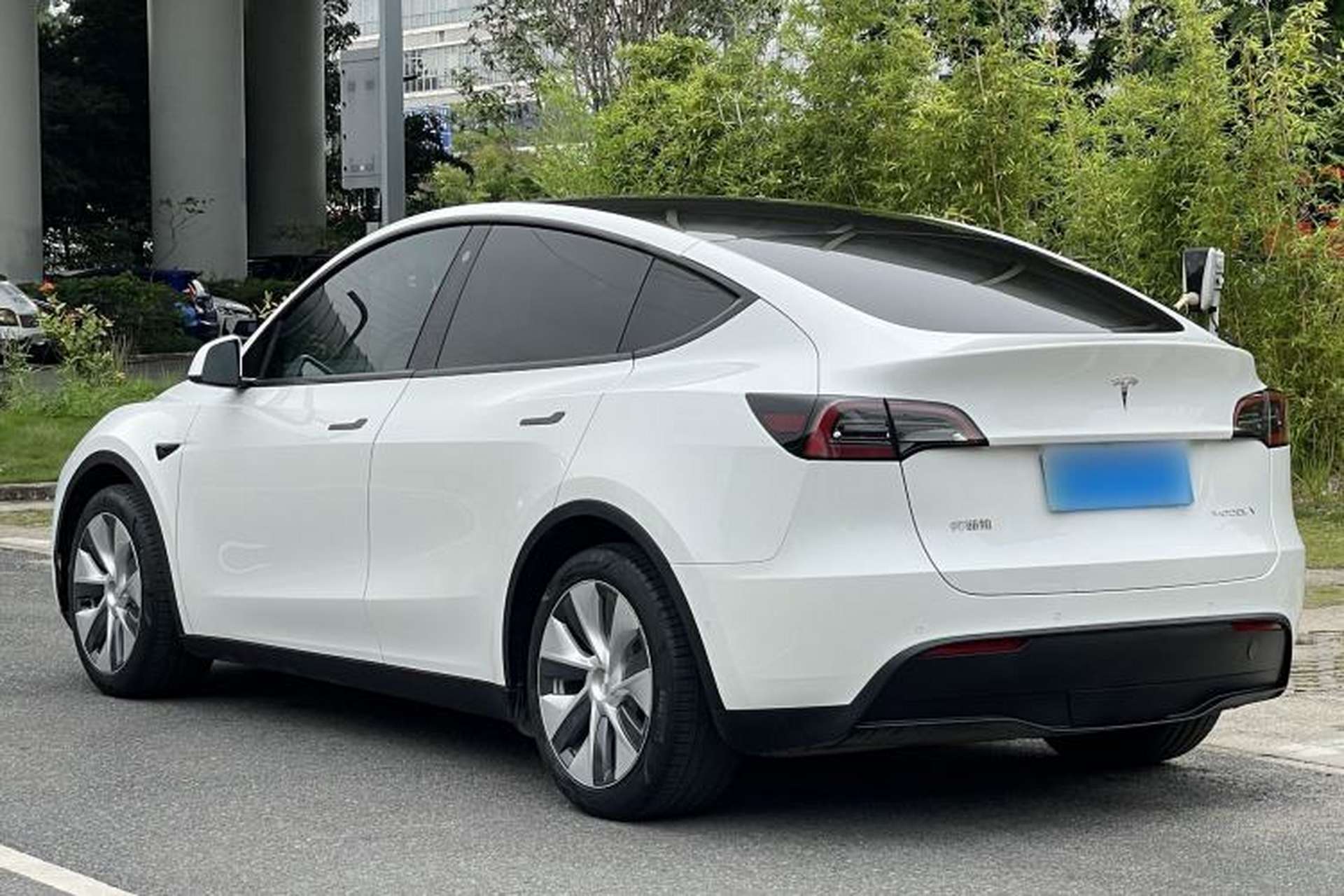 Used Tesla Model Y 2022 Rear-Wheel-Drive Version Exterior 7