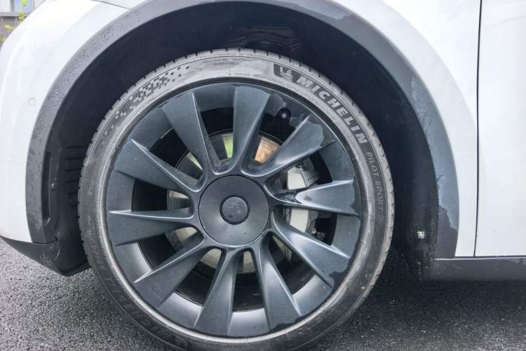 Used Tesla Model Y 2022 Revised Version Rear-Wheel Drive Exterior 7