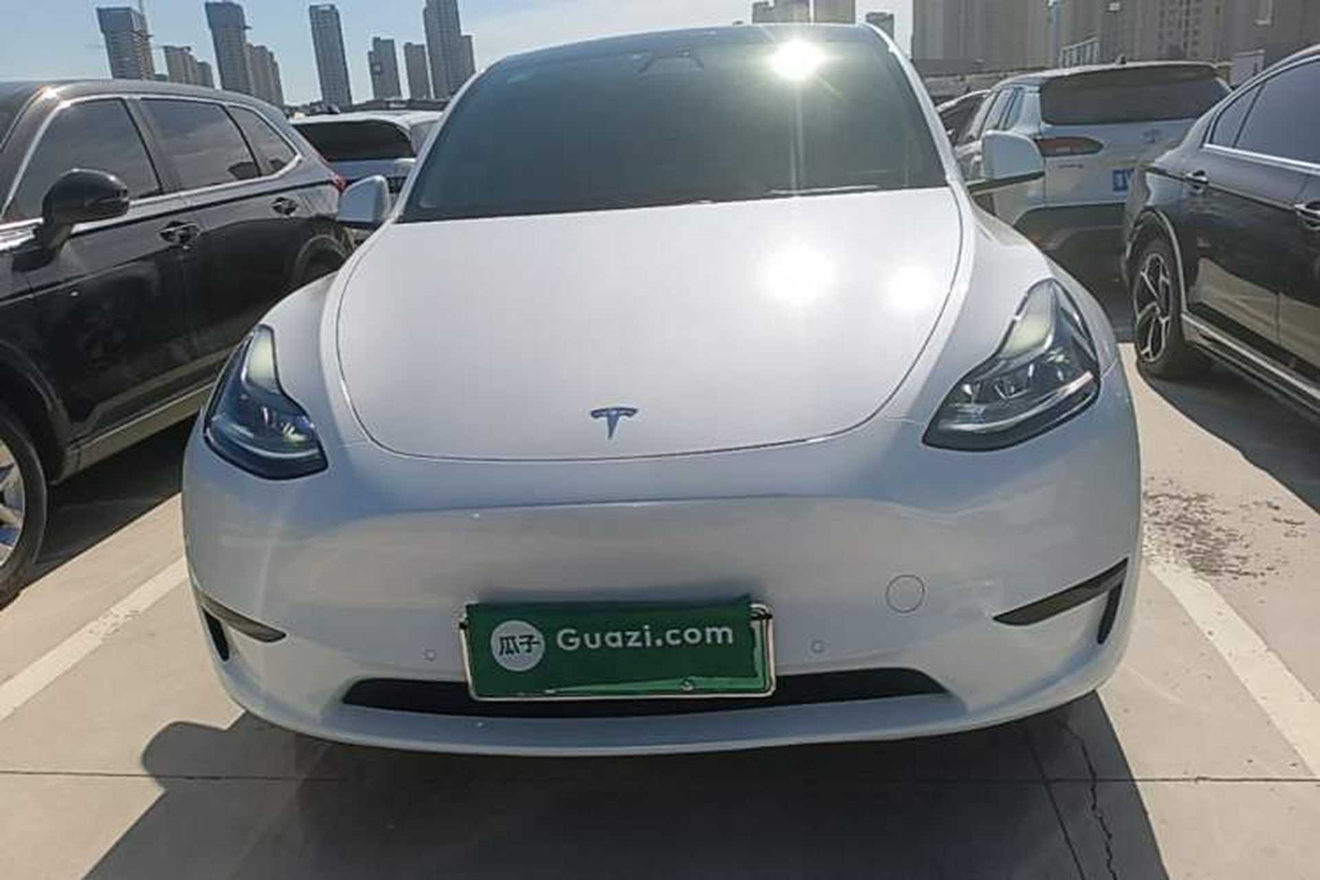 Used Tesla Model Y 2022 Rear-Wheel-Drive Version Front