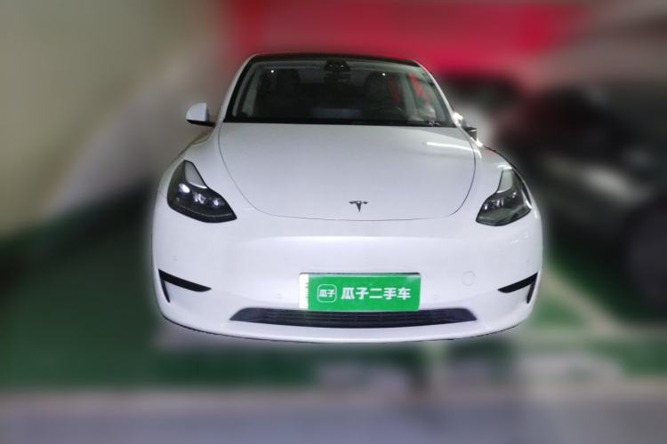 Used Tesla Model Y 2022 Rear-Wheel-Drive Version Front