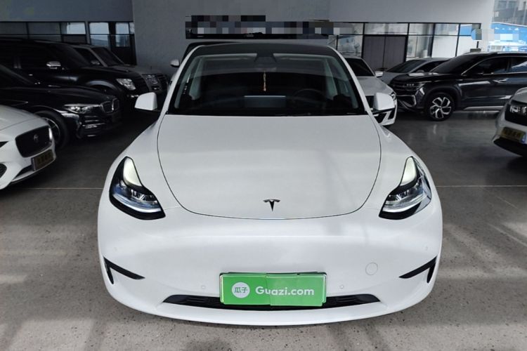 Used Tesla Model Y 2022 Rear-Wheel-Drive Version Front