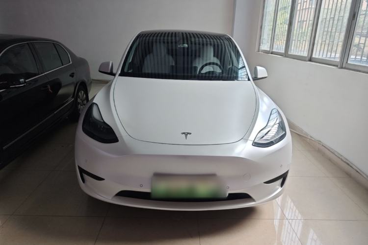 Used Tesla Model Y 2022 Rear-Wheel-Drive Version Front